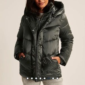 New with tag - Abercrombie & Fitch Ultra Mid-Length Puffer